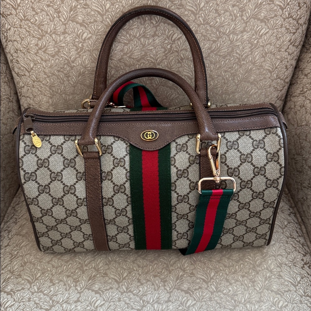 GUCCI GG Supreme Boston Bag